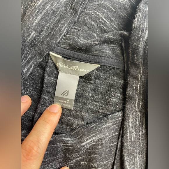 Eddie Bauer Black & White Striped turtleneck top Y8-22 - Picture 2 of 6